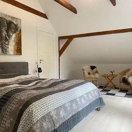 Hyggelig Aftaegtsbolig I Hjertet Af Sonderjylland Branderup