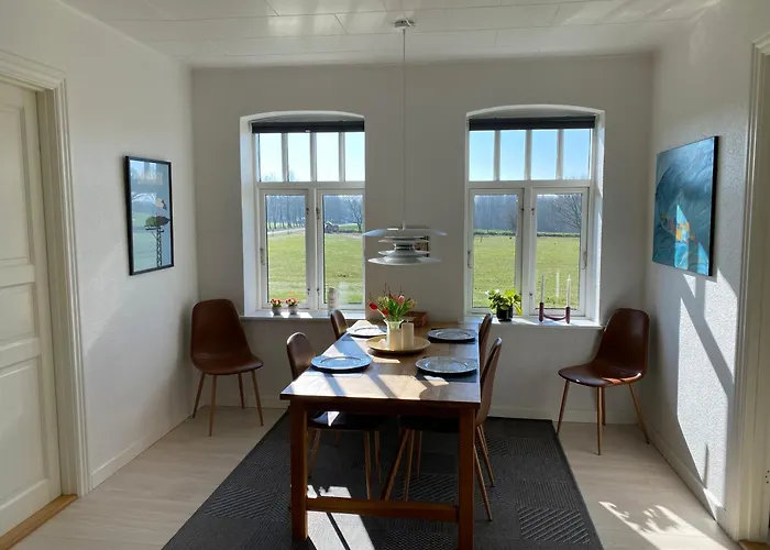 Hyggelig Aftaegtsbolig I Hjertet Af Sonderjylland